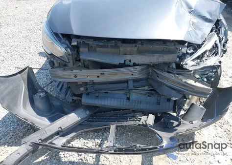 2019 Subaru Outback 2.5I Premium z USA, uszkodzony, nr VIN 4S4BSAFC8K3241294